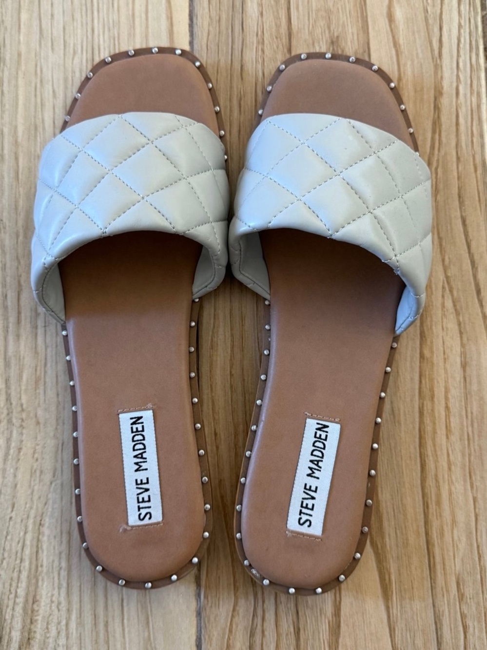 STEVE MADDEN 8.5 WOMEN’S GRAY QUILTED SANDALS SHOES SUMMER BEACH SLIDES FLATS